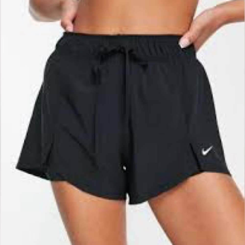 Nike Black Athletic Shorts Moisture-Wicking Lightweight